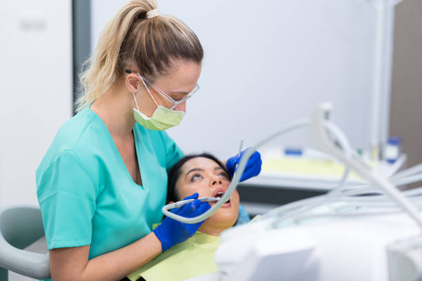 Best Weekend Emergency Dentist in Woodville, FL